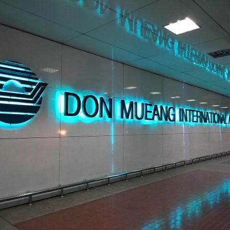 Impact Don Mueang Bangkok Guest House Luaran gambar