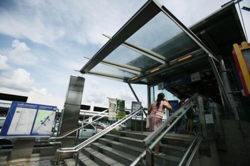 Impact Don Mueang Bangkok Guest House Luaran gambar