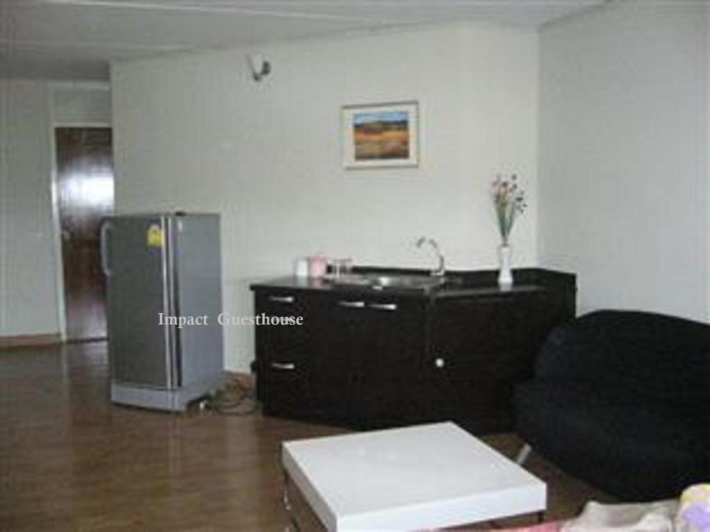 Impact Don Mueang Bangkok Guest House Luaran gambar