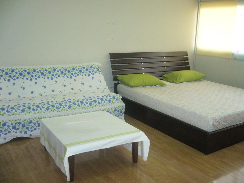 Impact Don Mueang Bangkok Guest House Luaran gambar